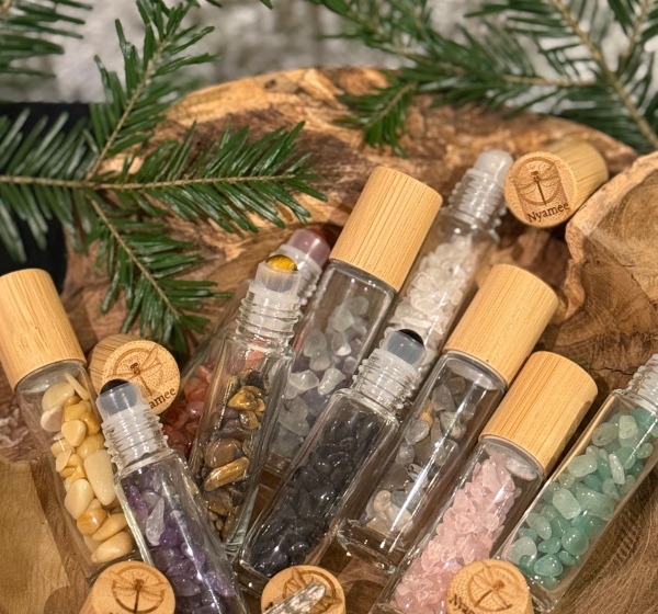 Nyamee Gesichtsheilsteinroller